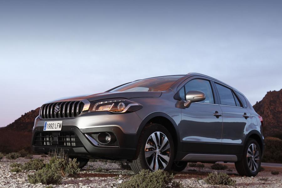  Suzuki SX4 S-Cross Hybrid 2020 года  (WW) (фото 32 из 40)